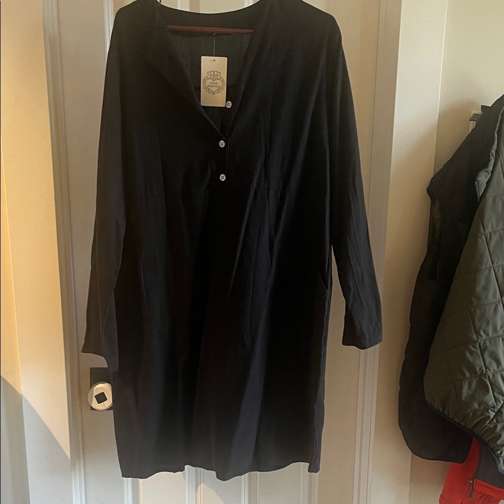 Elegant Black Mini Dress